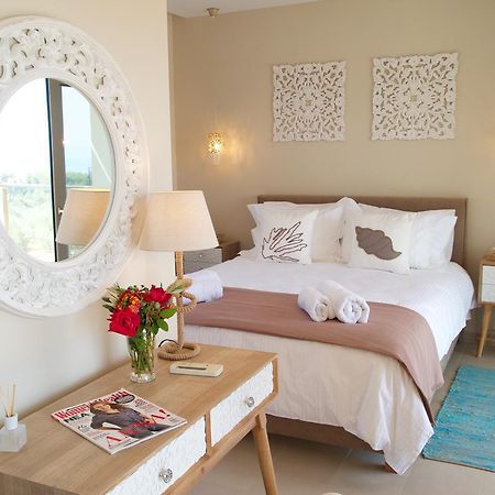 Villa Ion Pangea Villas トラペザキ エクステリア 写真
